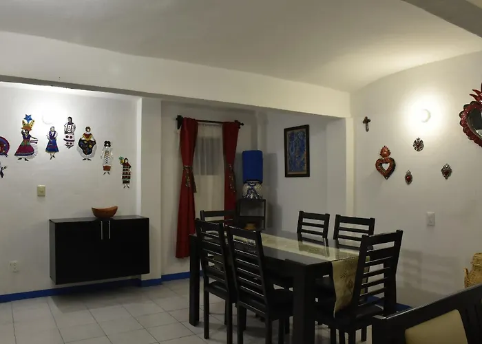 Casa Gris Aleman