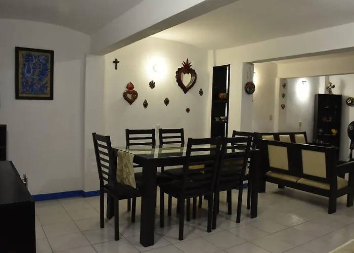 Casa Gris Aleman